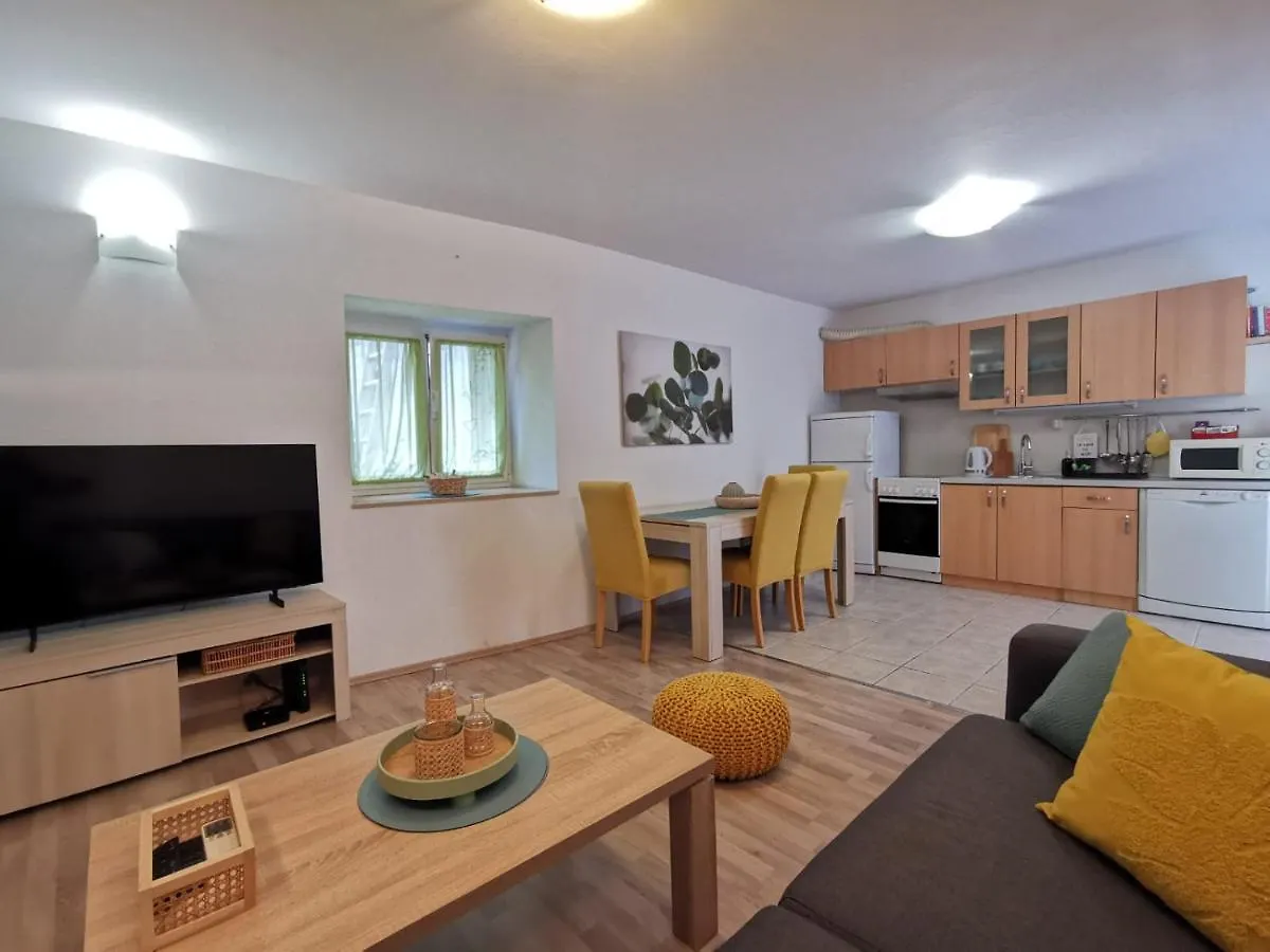Apartment By Lux Split